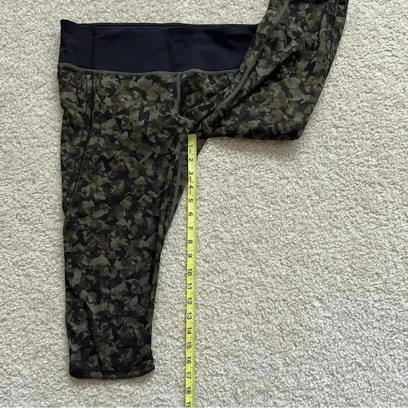 Lululemon Run Top Speed Capri Crop Full On Luxtreme Wm Sz 10 Mystic Jungle Green - Picture 6 of 13